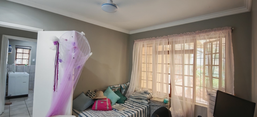 7 Bedroom Property for Sale in Dana Bay Western Cape